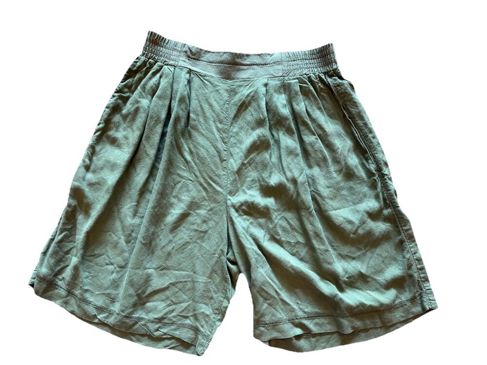 Vintage Cotton Express Pleated Green Stretch Waist Shorts